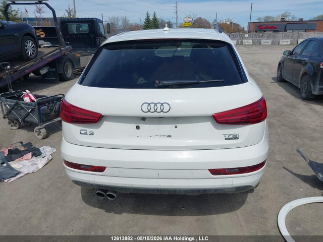 12613882 :رقم المزاد ، WA1ECCFS6JR017500 vin ، 2018 Audi Q3 Premium مزاد بيع