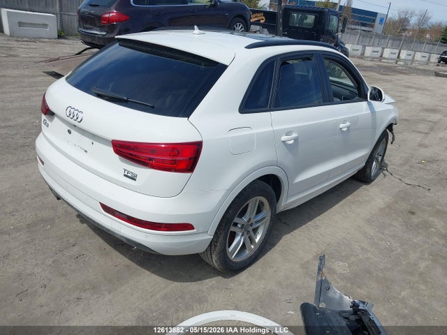 12613882 :رقم المزاد ، WA1ECCFS6JR017500 vin ، 2018 Audi Q3 Premium مزاد بيع