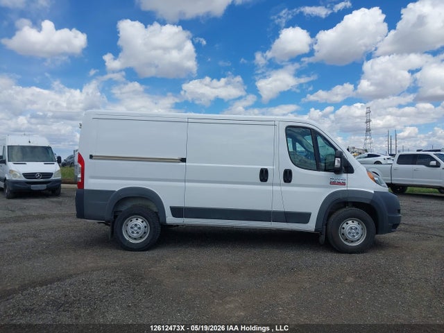 3C6TRVAGXJE106399 RAM Promaster 1500 Low Roof
