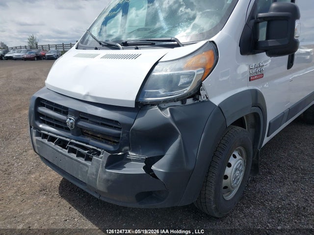 3C6TRVAGXJE106399 RAM Promaster 1500 Low Roof