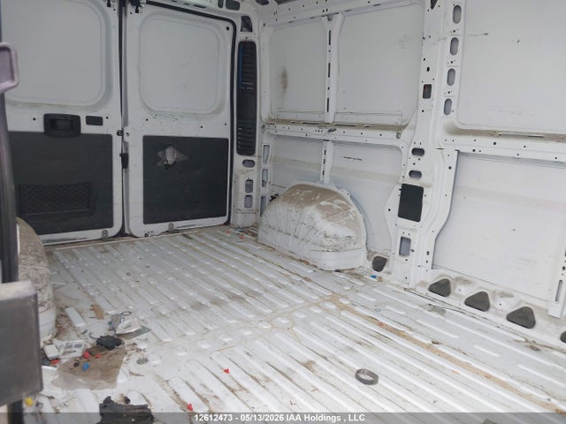 3C6TRVAGXJE106399 RAM Promaster 1500 Low Roof