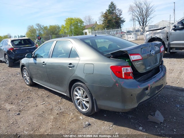 2012 Toyota Camry Le მანქანა იყიდება აუქციონზე, vin: 4T1BF1FK2CU586585, აუქციონის ნომერი: 12613912