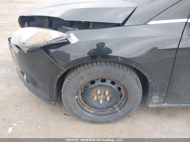 Продажа на аукционе авто 2013 Ford Focus Titanium, vin: 1FADP3J21DL256611, номер лота: 12601014