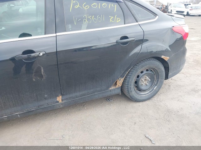 Продажа на аукционе авто 2013 Ford Focus Titanium, vin: 1FADP3J21DL256611, номер лота: 12601014