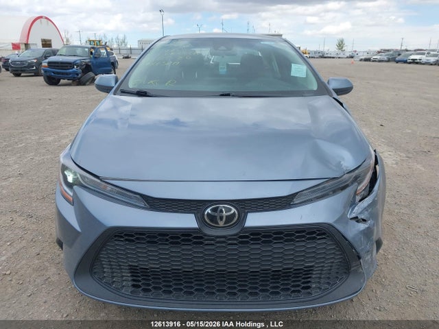 12613916 :رقم المزاد ، 5YFBPMBEXMP186906 vin ، 2021 Toyota Corolla Le مزاد بيع