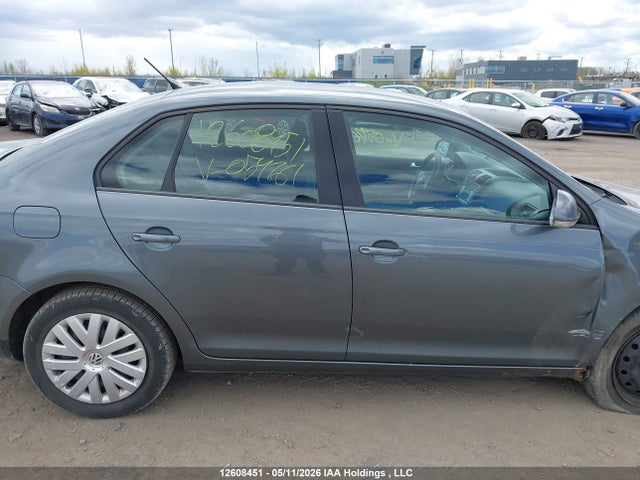 Продаж на аукціоні авто 2010 Volkswagen Jetta 2.5l Comfortline/2.5l Trendline, vin: 3VWJX7AJ3AM054761, номер лоту: 12608451