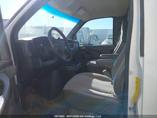 Продажа на аукционе авто 2005 Gmc Savana Cutaway G3500, vin: 1GDJG31U351168523, номер лота: 12613922