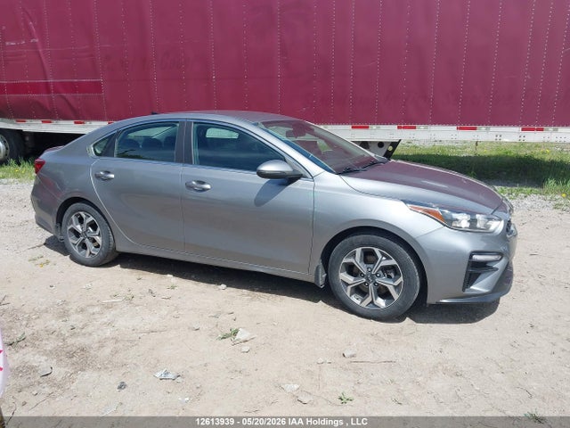 3KPF54ADXME394012 KIA FORTE EX