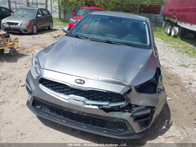 3KPF54ADXME394012 KIA FORTE EX