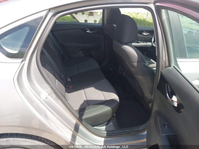 3KPF54ADXME394012 KIA FORTE EX