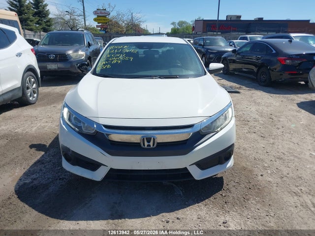 2HGFC2F61JH040059 Honda CIVIC SE