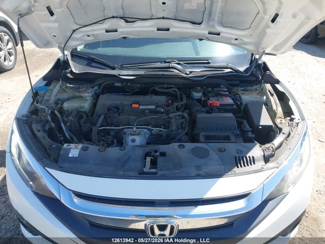 2HGFC2F61JH040059 Honda CIVIC SE