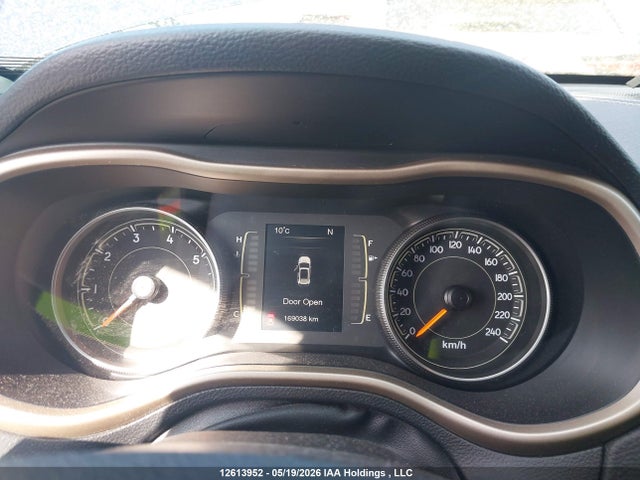 Aukcja sprzedaży 2015 Jeep Cherokee Latitude, vin: 1C4PJMCB3FW741104, numer aukcji: 12613952