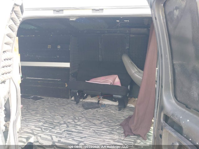 Продажа на аукционе авто 2006 Chevrolet Express Work Van, vin: 1GCFG15X961178672, номер лота: 12613955