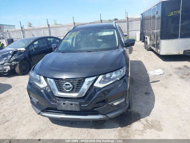 5N1AT2MV9HC734560 Nissan Rogue