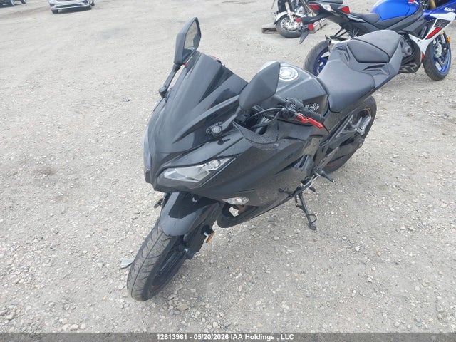 2014 Kawasaki Ex300 A მანქანა იყიდება აუქციონზე, vin: JKAEX8A1XEDA17747, აუქციონის ნომერი: 12613961