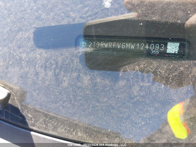2T3RWRFV6MW124093 Toyota RAV4