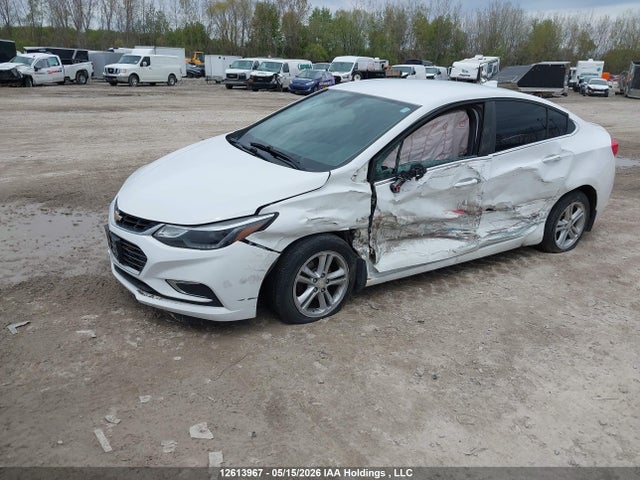 12613967 :رقم المزاد ، 3G1BE5SM4HS504930 vin ، 2017 Chevrolet Cruze Lt Auto مزاد بيع