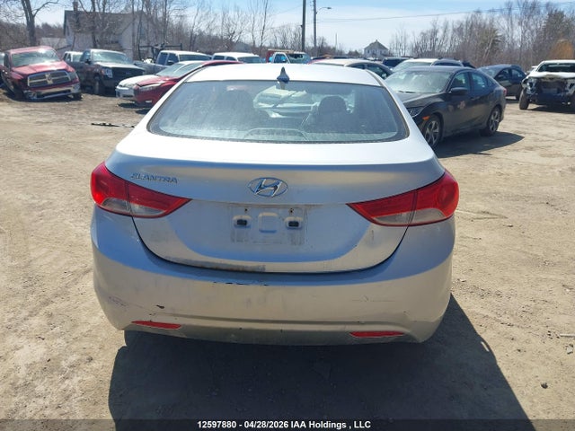 2013 Hyundai Elantra Gls მანქანა იყიდება აუქციონზე, vin: 5NPDH4AE2DH343803, აუქციონის ნომერი: 12597880