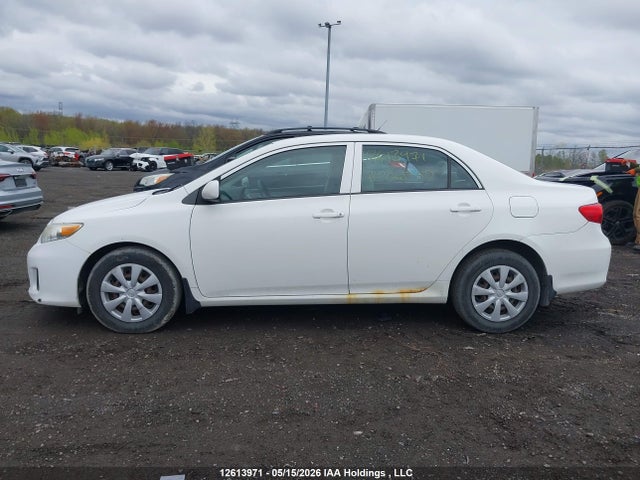2013 Toyota Corolla S/le მანქანა იყიდება აუქციონზე, vin: 2T1BU4EE6DC040510, აუქციონის ნომერი: 12613971