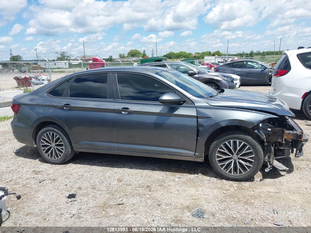 2020 Volkswagen Jetta Highline მანქანა იყიდება აუქციონზე, vin: 3VWEB7BU1LM076804, აუქციონის ნომერი: 12613993