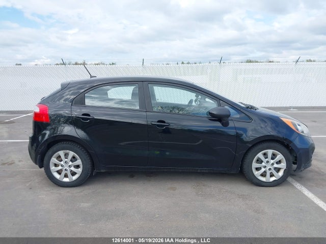2014 Kia Rio მანქანა იყიდება აუქციონზე, vin: KNADM5A38E6955920, აუქციონის ნომერი: 12614001