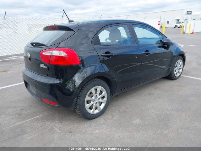 2014 Kia Rio მანქანა იყიდება აუქციონზე, vin: KNADM5A38E6955920, აუქციონის ნომერი: 12614001