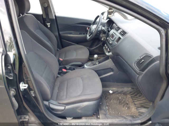 2014 Kia Rio მანქანა იყიდება აუქციონზე, vin: KNADM5A38E6955920, აუქციონის ნომერი: 12614001