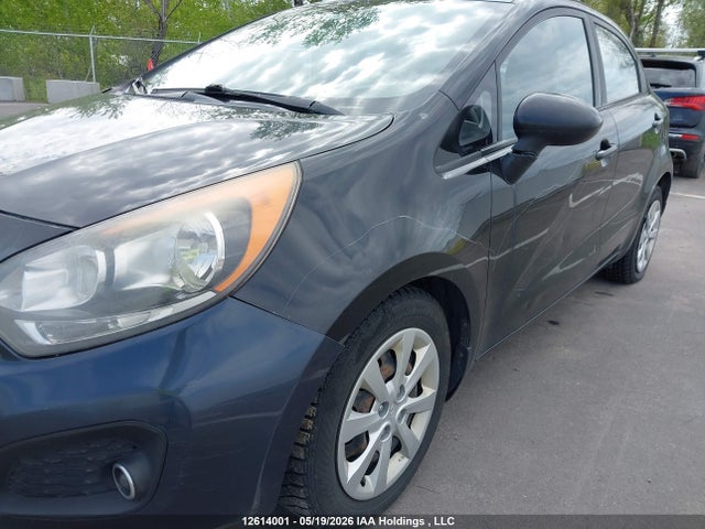 2014 Kia Rio მანქანა იყიდება აუქციონზე, vin: KNADM5A38E6955920, აუქციონის ნომერი: 12614001