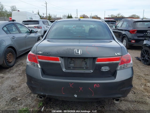 12614006 :رقم المزاد ، 1HGCP3F86BA800341 vin ، 2011 Honda Accord مزاد بيع