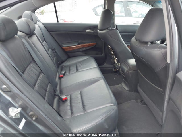 12614006 :رقم المزاد ، 1HGCP3F86BA800341 vin ، 2011 Honda Accord مزاد بيع