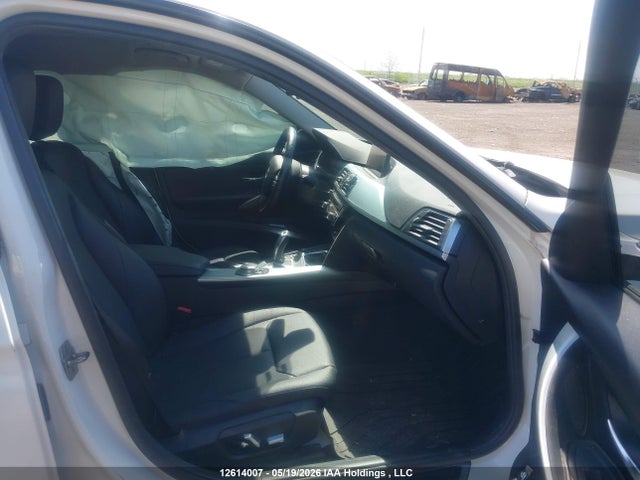 Продаж на аукціоні авто 2016 Bmw 320i Xdrive, vin: WBA8A3C56GK552171, номер лоту: 12614007