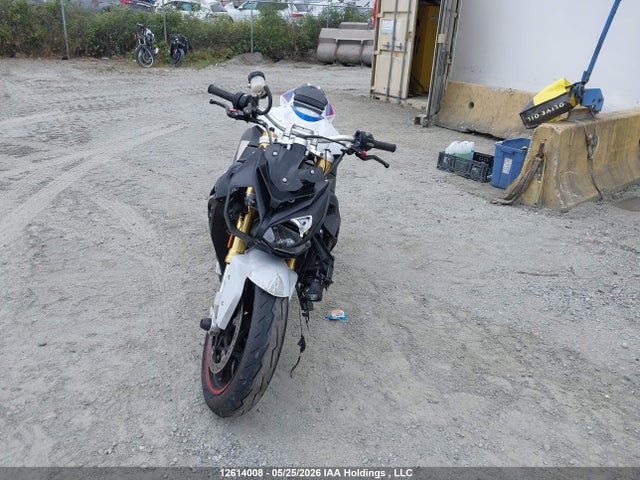 12614008 :رقم المزاد ، WB10D5209HZ757918 vin ، 2017 Bmw S 1000 R مزاد بيع