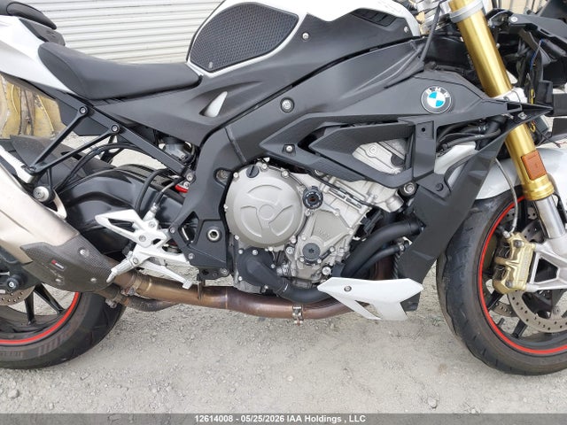 12614008 :رقم المزاد ، WB10D5209HZ757918 vin ، 2017 Bmw S 1000 R مزاد بيع
