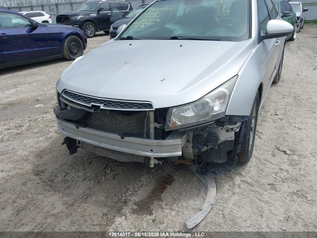 1G1PE5SBXE7441279 Chevrolet CRUZE LT