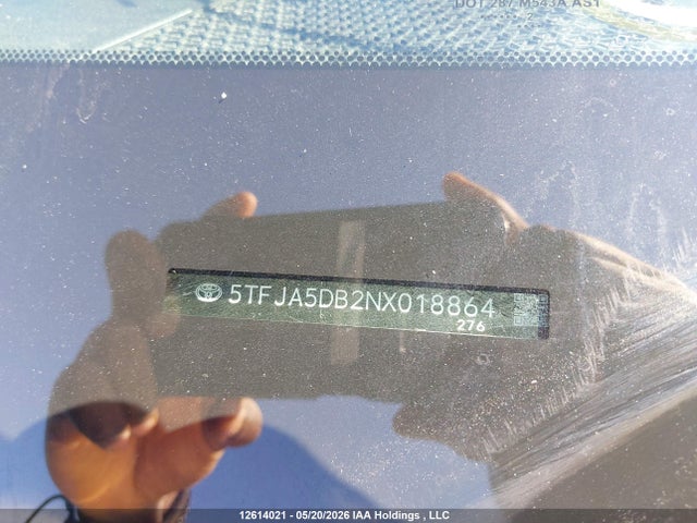 Toyota Tundra 2022 5TFJA5DB2NX018864 Image 18