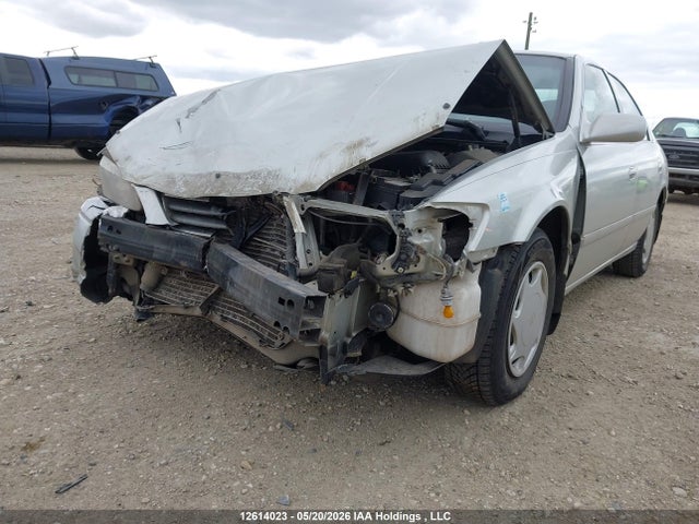 12614023 :رقم المزاد ، JT2BG22K5Y0488851 vin ، 2000 Toyota Camry Ce/le/xle مزاد بيع