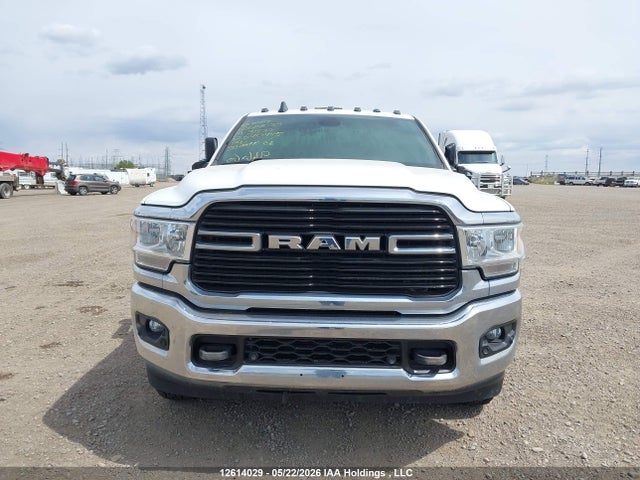 12614029 :رقم المزاد ، 3C63RRHL9KG640445 vin ، 2019 Ram 3500 Big Horn مزاد بيع