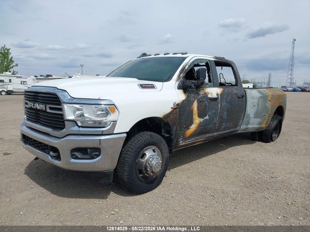 12614029 :رقم المزاد ، 3C63RRHL9KG640445 vin ، 2019 Ram 3500 Big Horn مزاد بيع