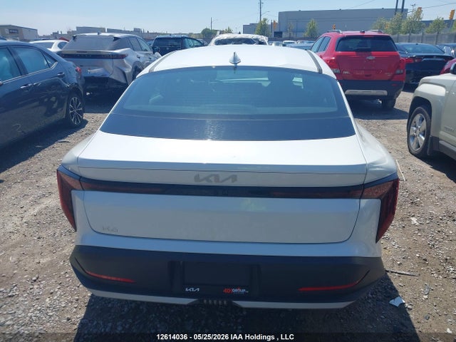 2025 Kia K4 Lx მანქანა იყიდება აუქციონზე, vin: 3KPFT4DE7SE166640, აუქციონის ნომერი: 12614036