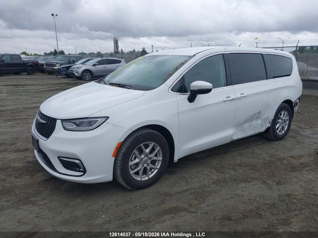 Продажа на аукционе авто 2023 Chrysler Pacifica Touring L, vin: 2C4RC1BG6PR567585, номер лота: 12614037