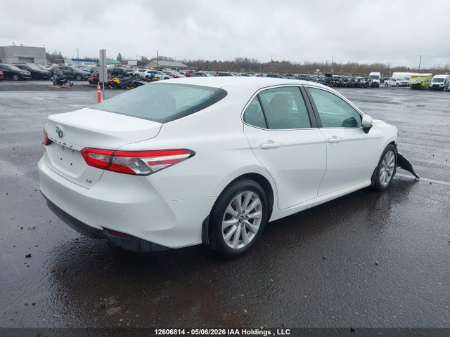 4T1B11HKXJU080222 Toyota CAMRY LE