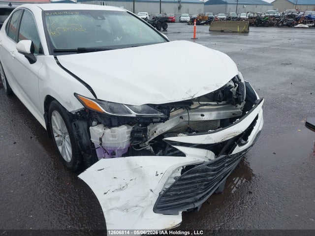 4T1B11HKXJU080222 Toyota CAMRY LE