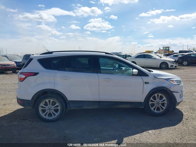 Ford ESCAPE SE 2017 1FMCU9GD0HUC90769 Image 13