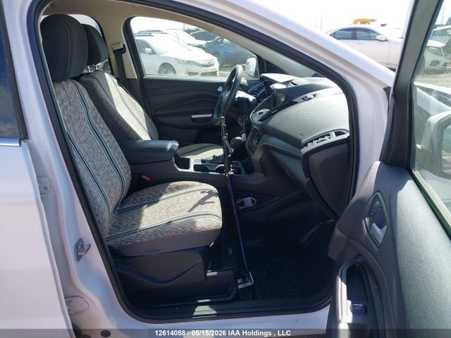 Ford ESCAPE SE 2017 1FMCU9GD0HUC90769 Image 5