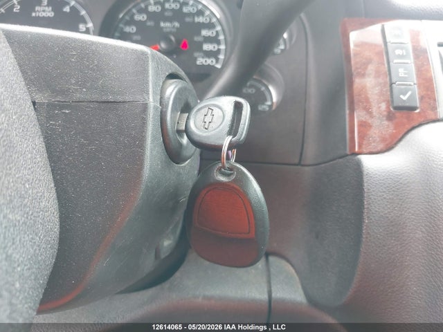 Продаж на аукціоні авто 2011 Chevrolet Suburban 1500 Lt, vin: 1GNSKJE37BR345799, номер лоту: 12614065