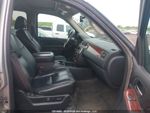 Продаж на аукціоні авто 2011 Chevrolet Suburban 1500 Lt, vin: 1GNSKJE37BR345799, номер лоту: 12614065