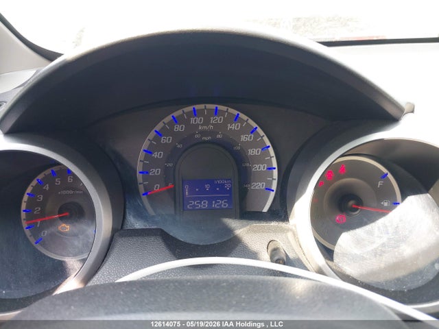 12614075 :رقم المزاد ، LUCGE8H53E3006536 vin ، 2014 Honda Fit Lx مزاد بيع
