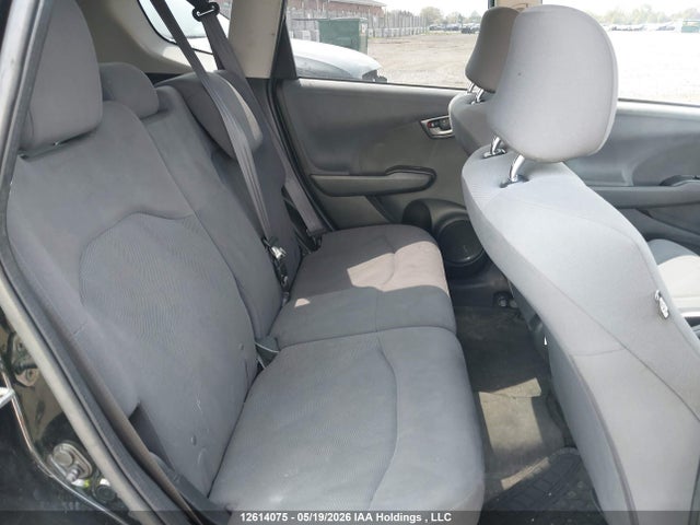 12614075 :رقم المزاد ، LUCGE8H53E3006536 vin ، 2014 Honda Fit Lx مزاد بيع