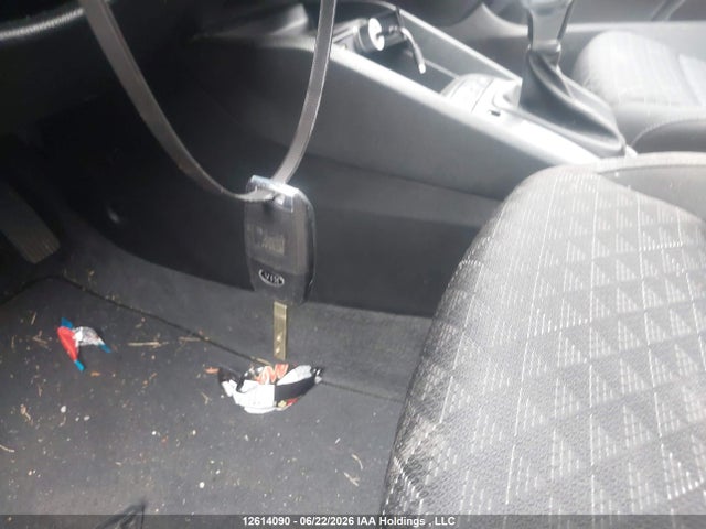 12614090 :رقم المزاد ، 3KPA25ADXME387800 vin ، 2021 Kia Rio 5-door مزاد بيع